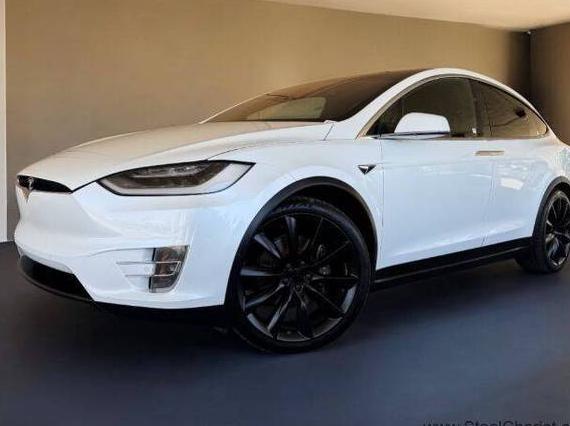 TESLA MODEL X 2017 5YJXCBE28HF041808 image